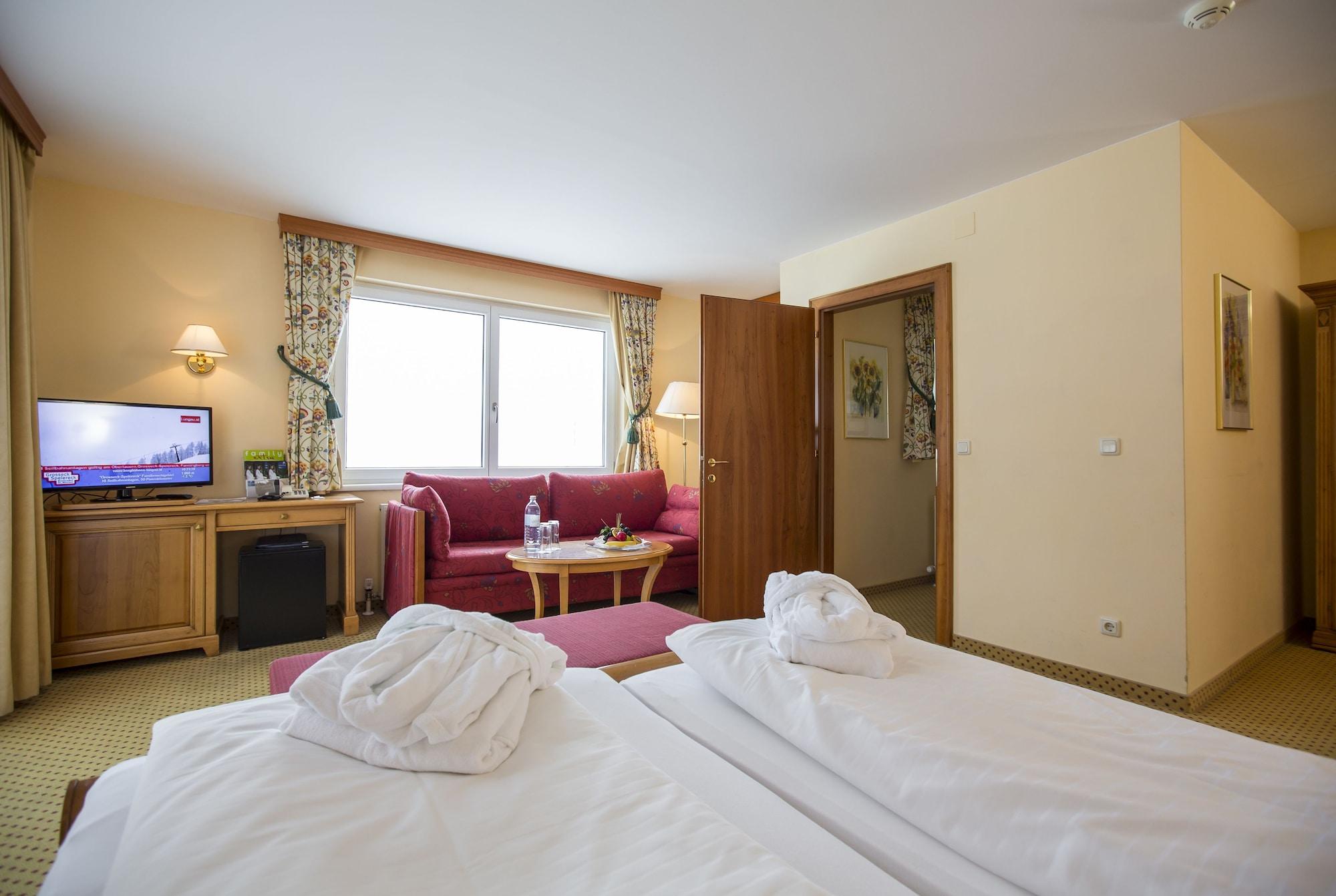 Falkensteiner Aktiv & Familienhotel Cristallo Superior Katschberghöhe Dış mekan fotoğraf